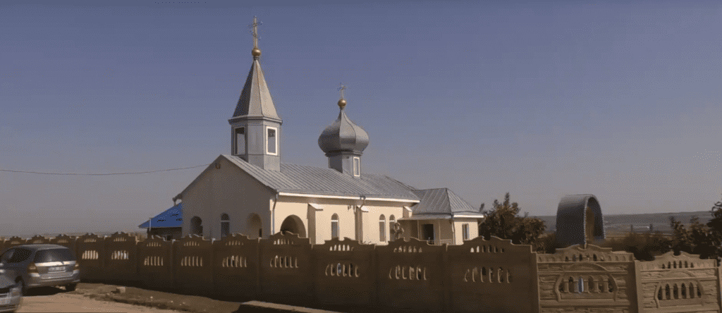 Asamblați puzzle-ul: biserica satului Iordanovca!