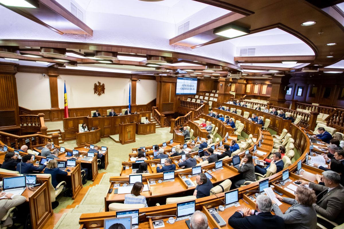 Пассивная и активная политическая коррупция. Уголовный кодекс Молдовы пополнился новыми статьями