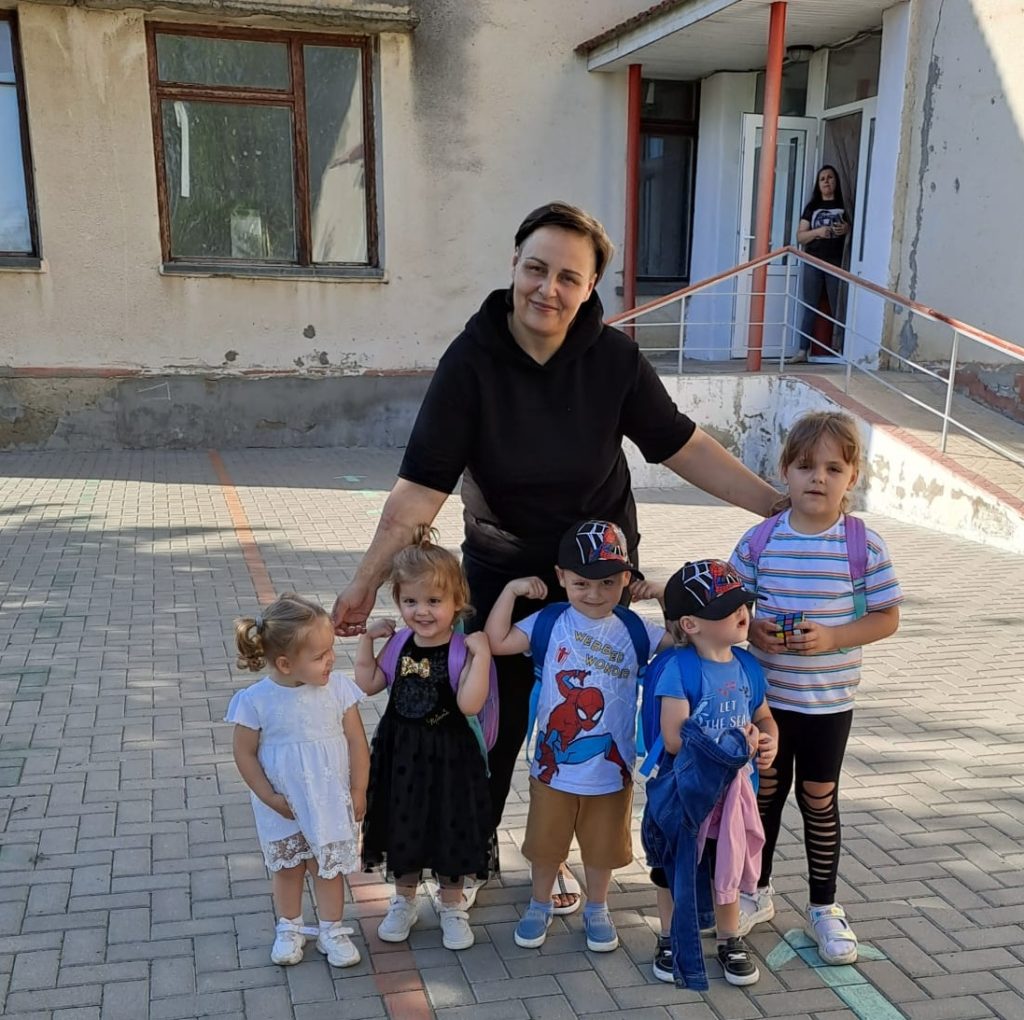 Алла и дети