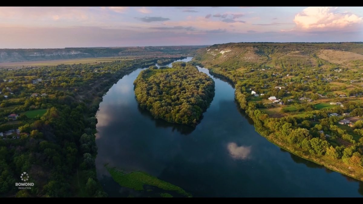 Moldova, văzută de la înălțimea zborului de pasăre