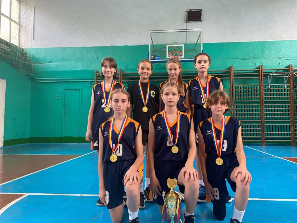 (ФОТО) Баскетболистки из Басарабяски одержали победу в Региональной лиге «Юг»