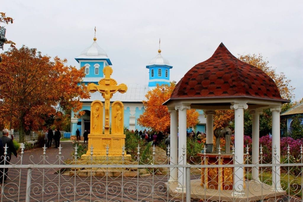 Programa de serbare a Hramului satului Carabetovca