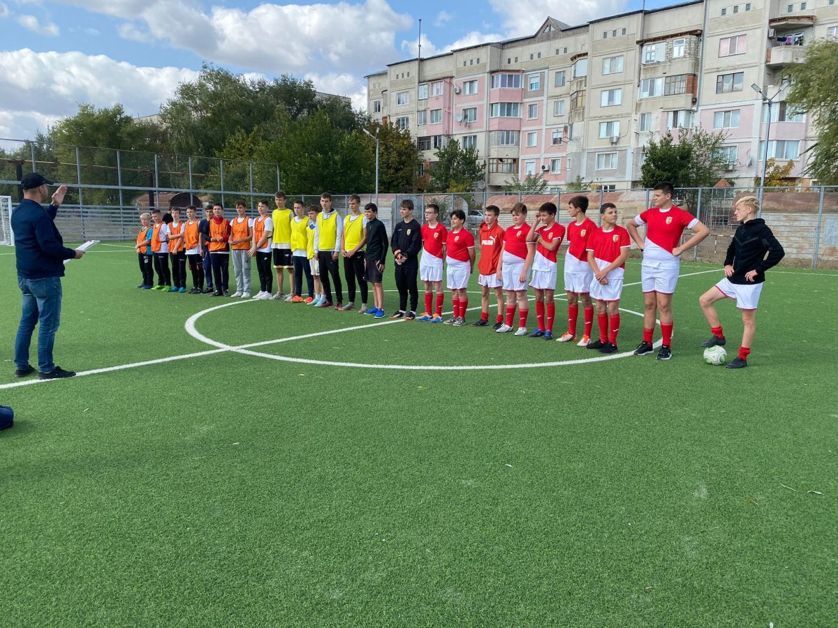 команда по футболу