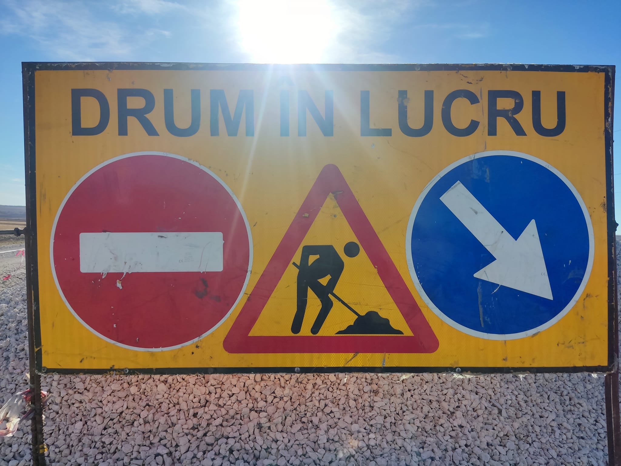 (FOTO) A început lucrările de reparație a drumului între s. Iordanovca și Carabetovca