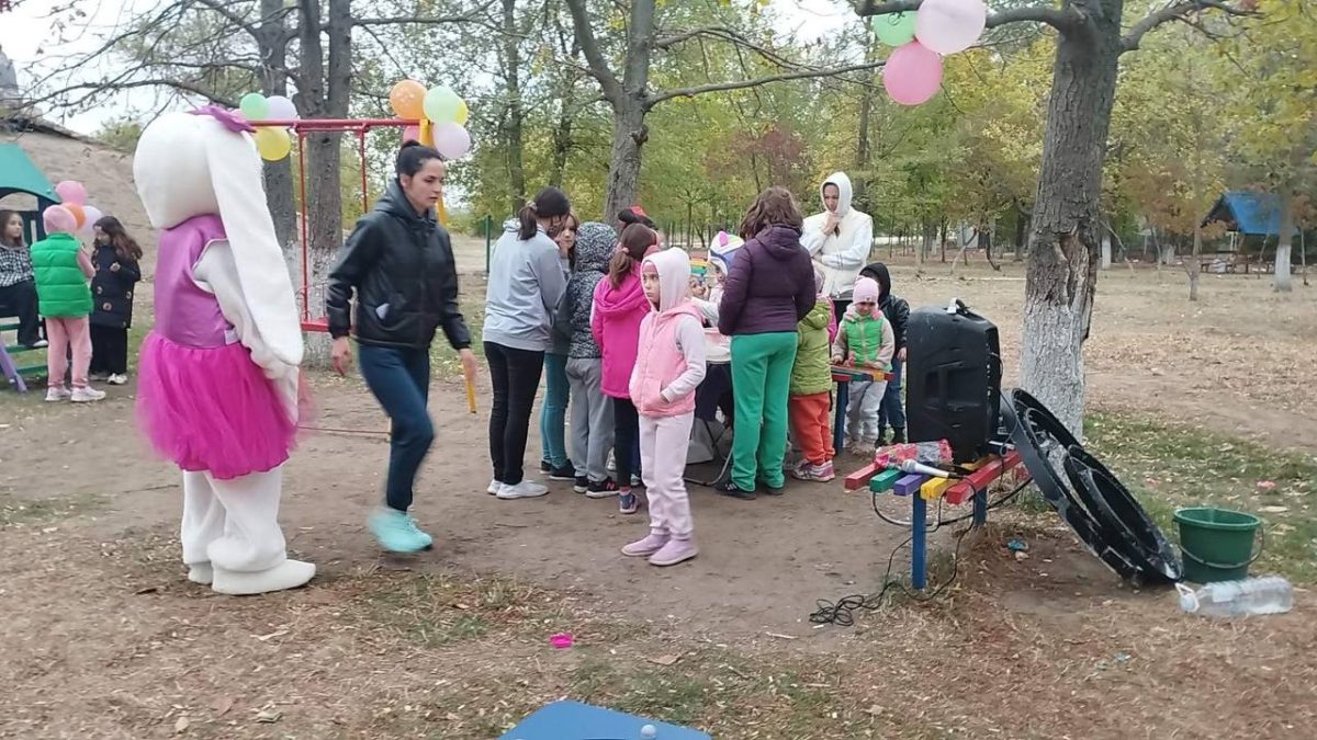 В микрорайоне Фламында г.Басарабяска открылся игровой комплекс