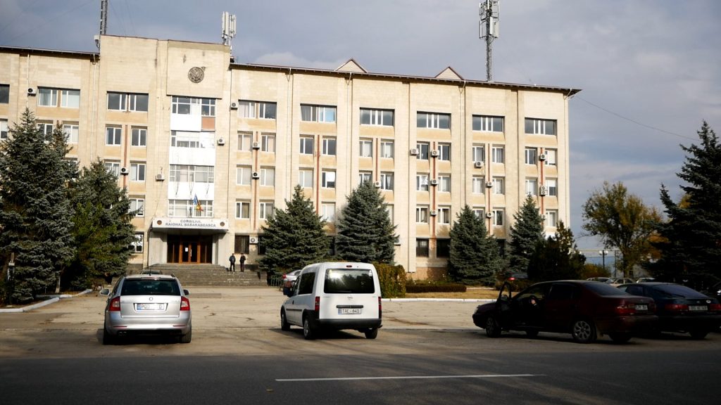 Lista candidaților la funcția de consilier în Consiliul raional Basarabeasca. Pe cine își propun să aleagă partidele care participă la alegeri