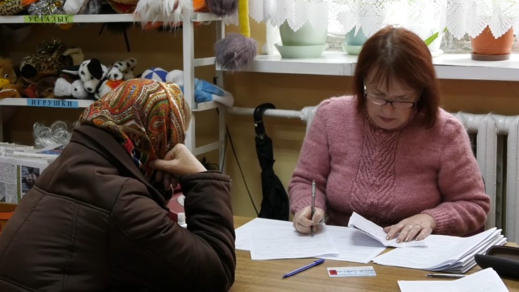 (ВИДЕО) «Если не будет помощи, отдадим Богу душу»: басарабчане регистрируются на получение компенсаций за энергоносители