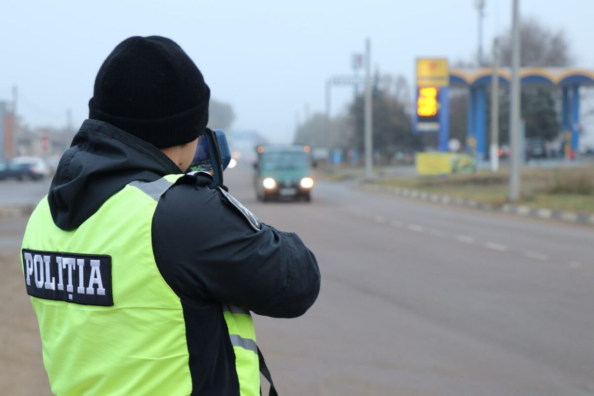Timp de 10 zile, polițiștii vor verifica în ce condiții sunt transportați pasagerii