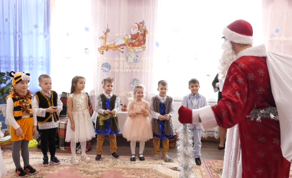 Cum a avut loc matineul de Revelion la grădinița ,,Mărțișor” din s. Abaclia