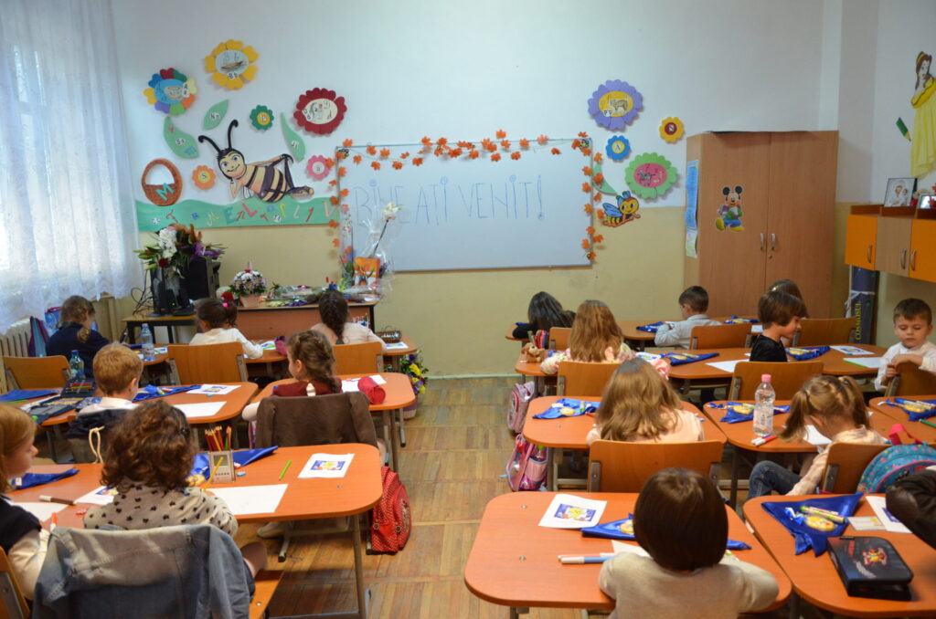 Au fost excluse evaluările sumative și formative la două discipline pentru elevii claselor primare. Decizia Ministerului