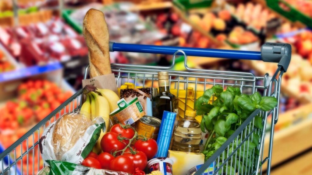 Prețurile la carne, ouă, zahăr și alte câteva produse ar putea crește