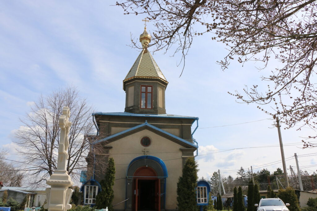 Programul slujbelor de Bobotează la biserica ,,Sfinții Arhangheli Mihail și Gavriil” din satul Abaclia