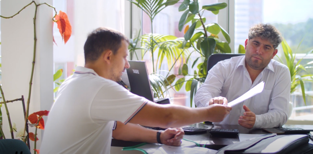(VIDEO) Agricultură fără compromisuri: frații care au spus nu corupției