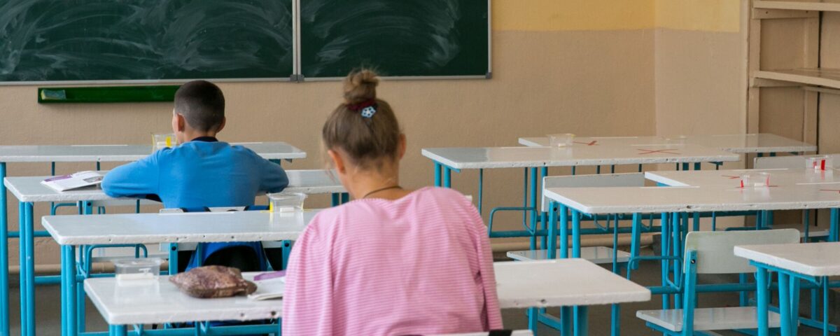 Ежемесячное пособие в 1 000 лей будут получать родители, переведшие детей из маленьких школ в районные лицеи