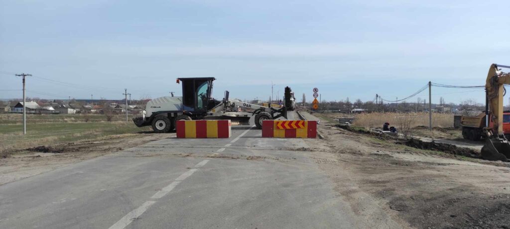 мост закрыт