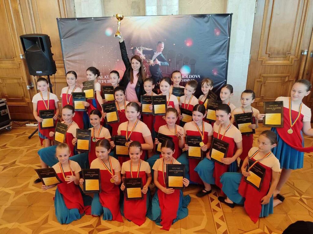 3 первых места у танцевальных групп из Басарабяски: результаты участия в конкурсе Dance Master CUP 2024