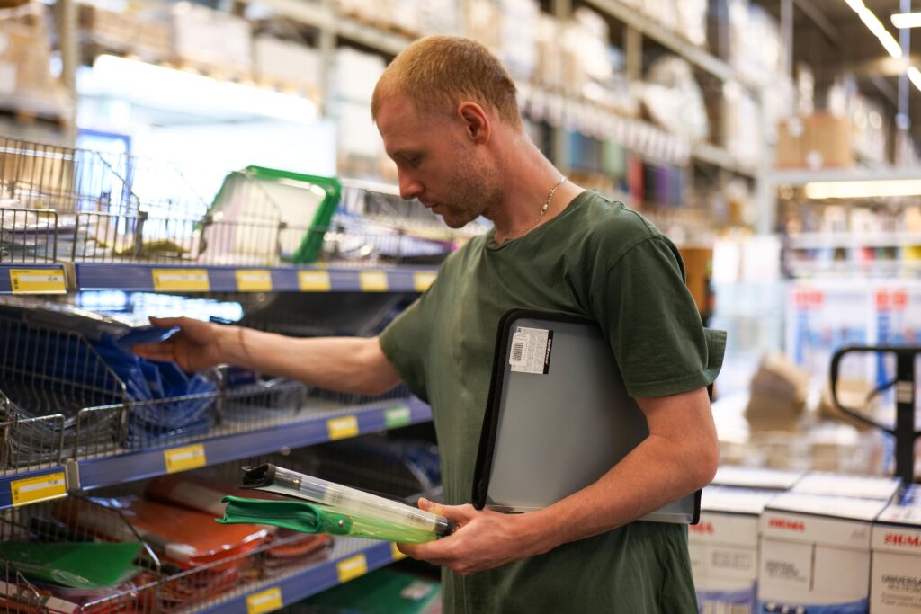 METRO cumparaturi pentru scoala