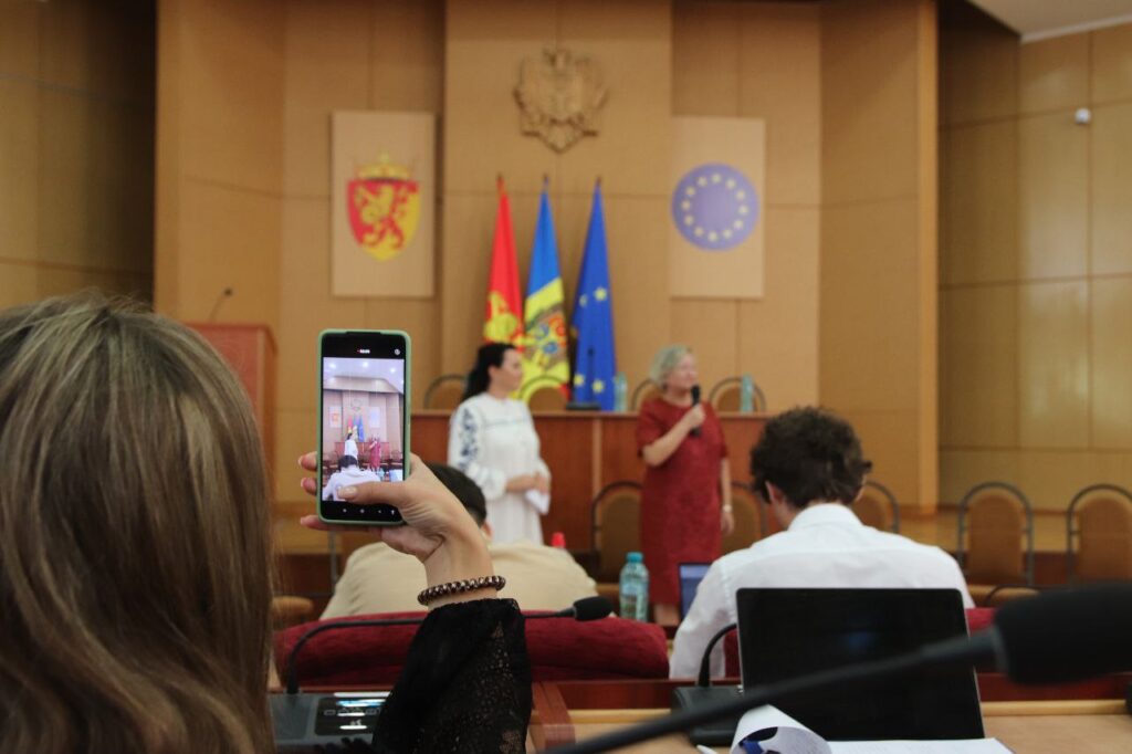 Cum a decurs discuția despre valorile europene în orașul Cimișlia