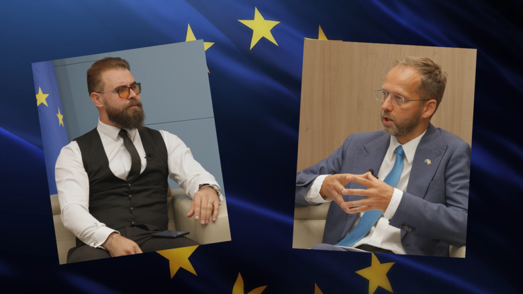 (VIDEO) În pas cu Europa: Interviu cu Jānis Mažeiks, ambasadorul UE în Republica Moldova