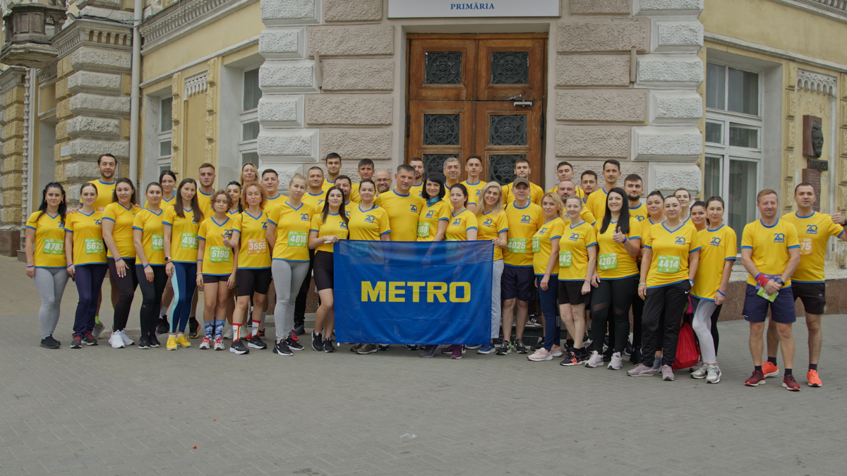 (FOTO) Echipa METRO Moldova a participat la ediția aniversară a Chișinău Marathon 2024. „Este o tradiție pentru noi”