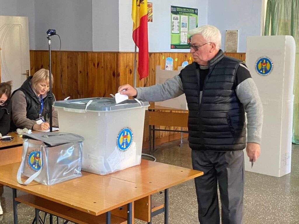 Второй тур выборов президента: явка избирателей в районе Басарабяска на 12:00