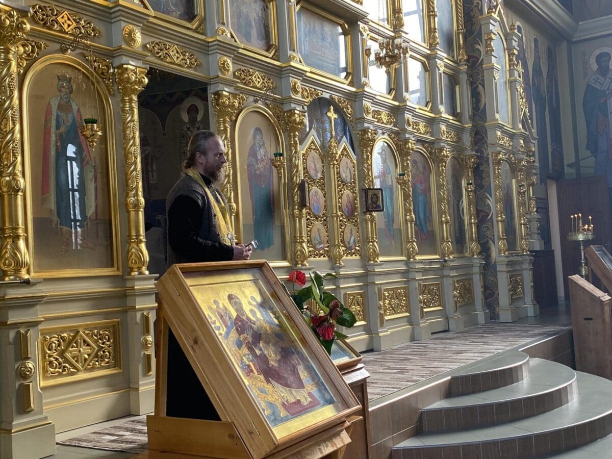 расписание служб Басарабяска