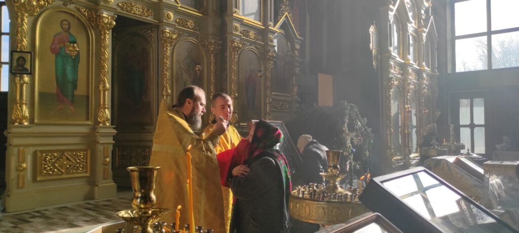 Обрезание Господне и День святителя Василия Великого: торжественная служба в храме Басарабяски