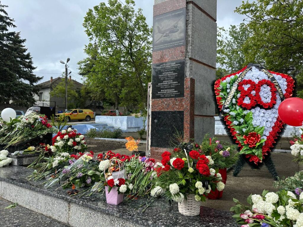 (ФОТО) Митинг в честь 80-летия Победы. Как он прошел в Басарабяске