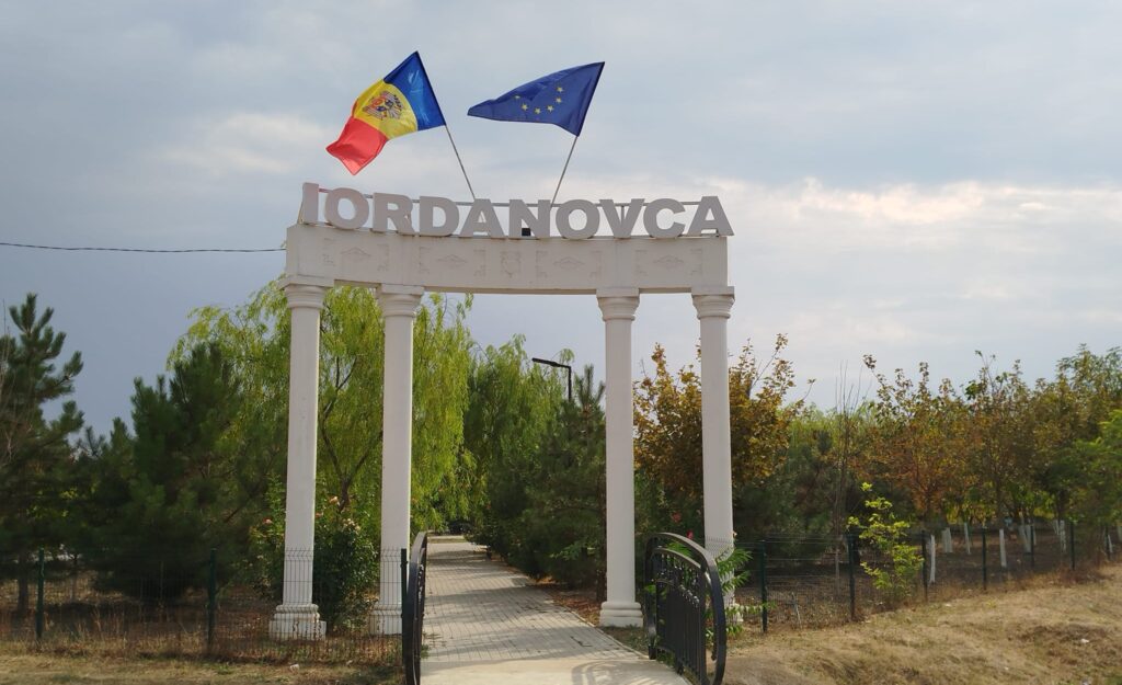 Iordanovca își sărbătorește hramul satului cu muzică, dans și tradiții locale