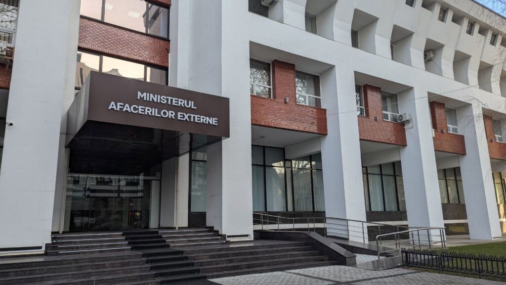Граждане Молдовы за границей смогут получать консульские услуги онлайн