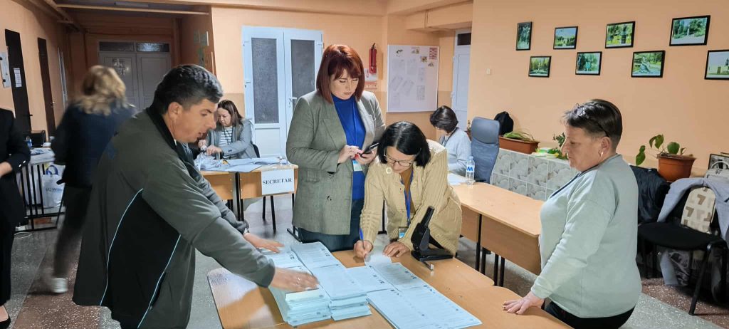 Голосование завершено. Явка к урнам для голосования в районе Басарабяска была одной из самых низких