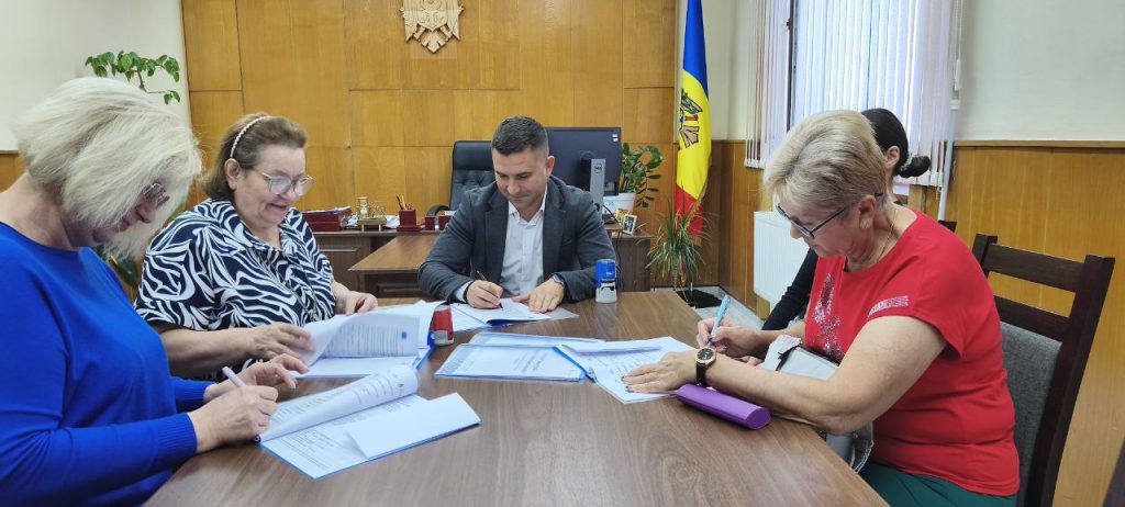 "Недельный обзор" от BAStv: кредиты могут подешеветь, Басарабяска выбрала проекты-победители, на Кургане появится аллея сакуры и многое другое