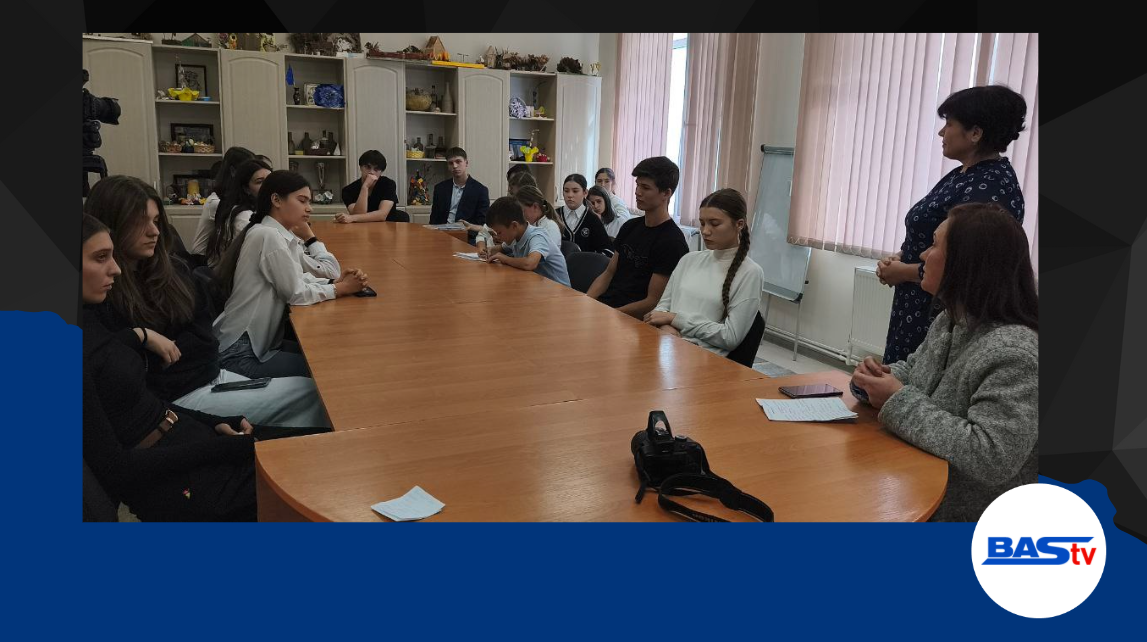 (ВИДЕО) Школы Басарабяски создают клубы волонтеров