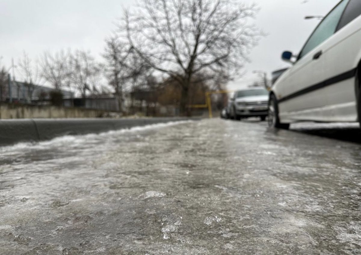 condițiile meteo nefavorabile