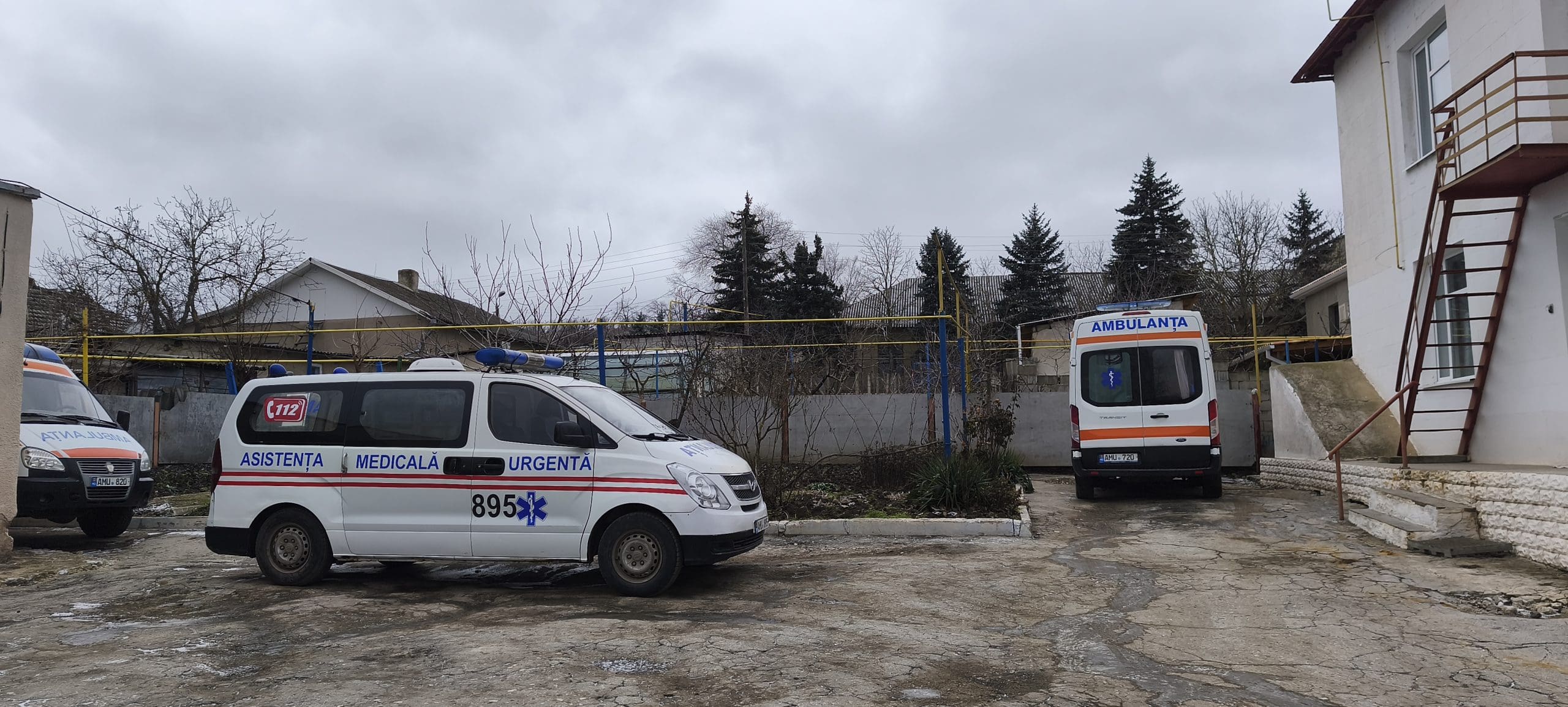 машины скорой помощи