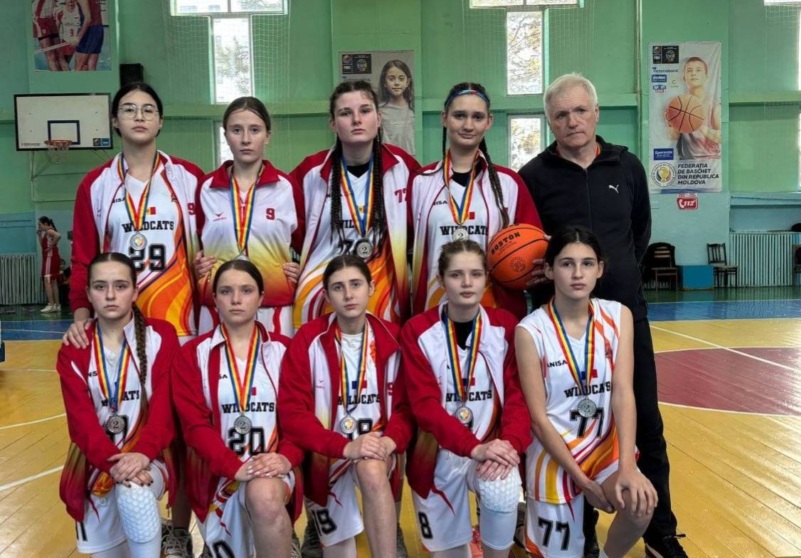 команда девушек спортшколы Басарабяска U-16