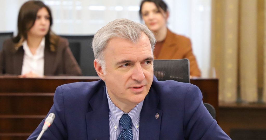 Евгений Осмокеску