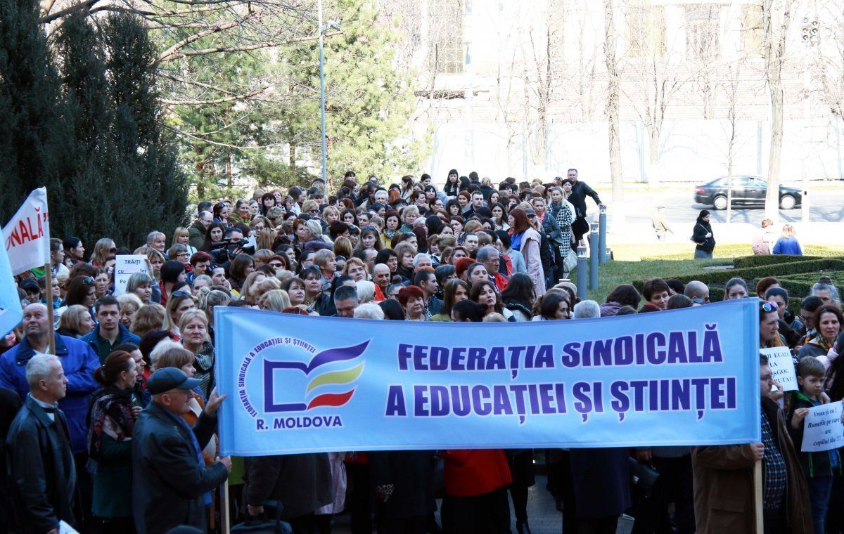 протест учителей