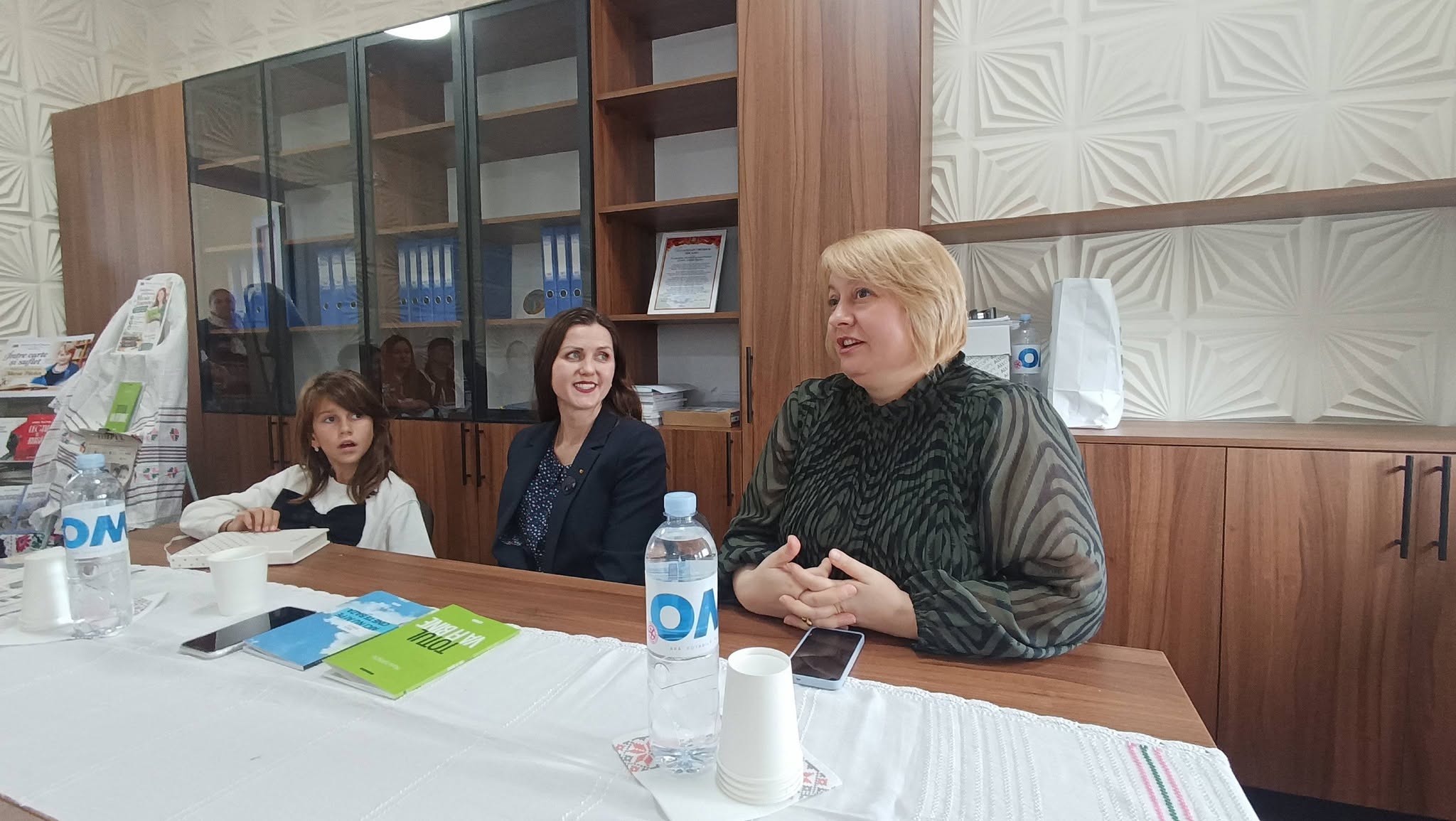 Scriitoarele Maria Pilchin și Maria Ivanov